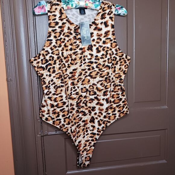 Just Polly Women's Leopard Plus Bodysuit size 2X - Picture 4 of 9